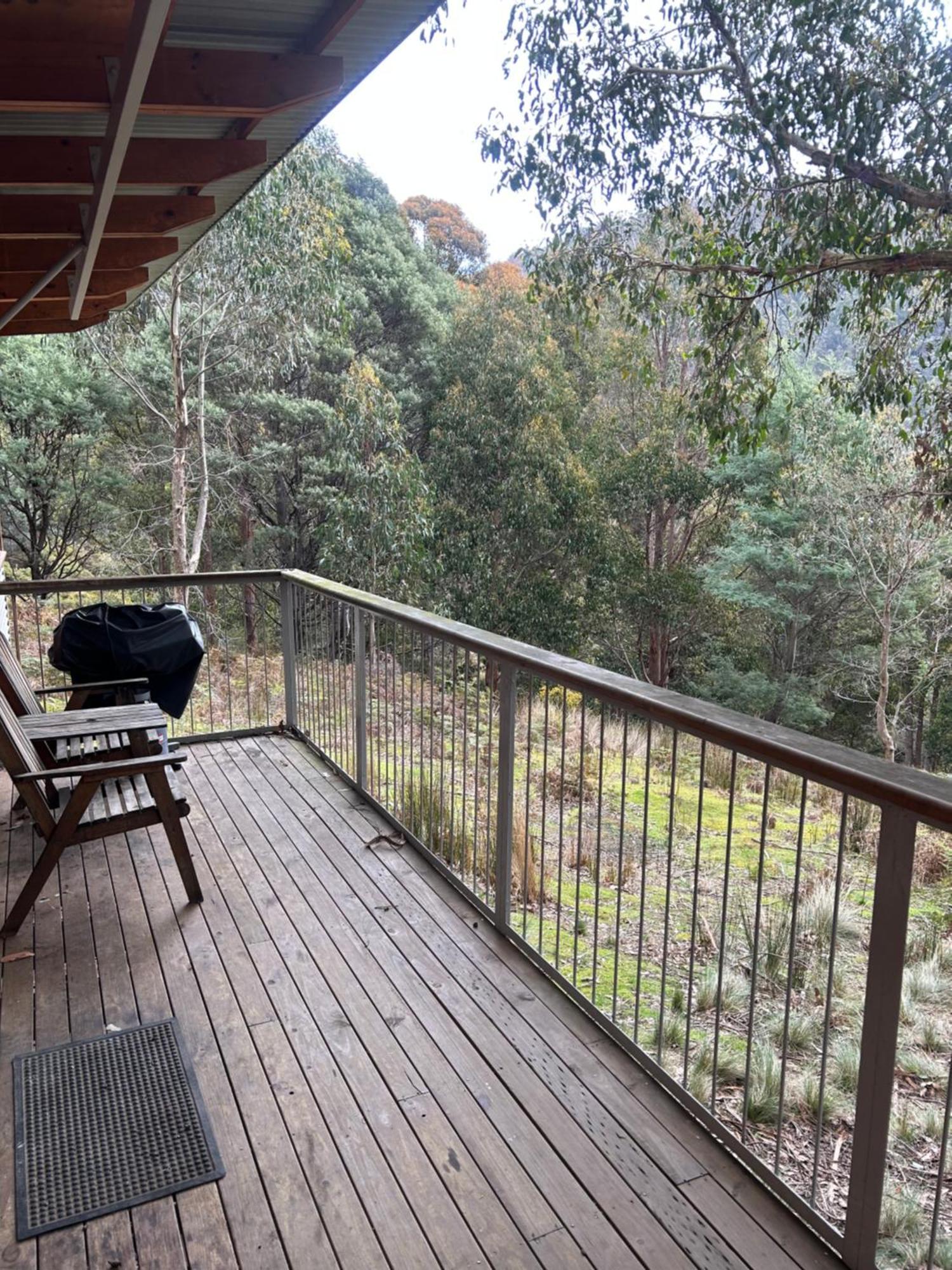 Base Camp Tasmania 3* New Norfolk